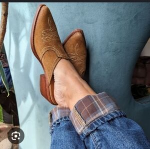 Patricia Nash Brown Suede Loafers